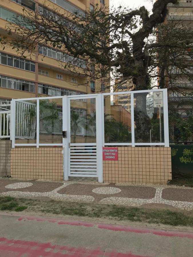 Apartamento Vista Mar Pe Na Areia Apartment Сантос Екстериор снимка